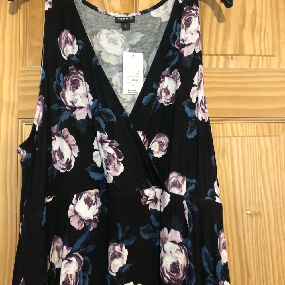 Torrid Hi-lo Maxi Floral Wrap Dress. Sz 3 NWT